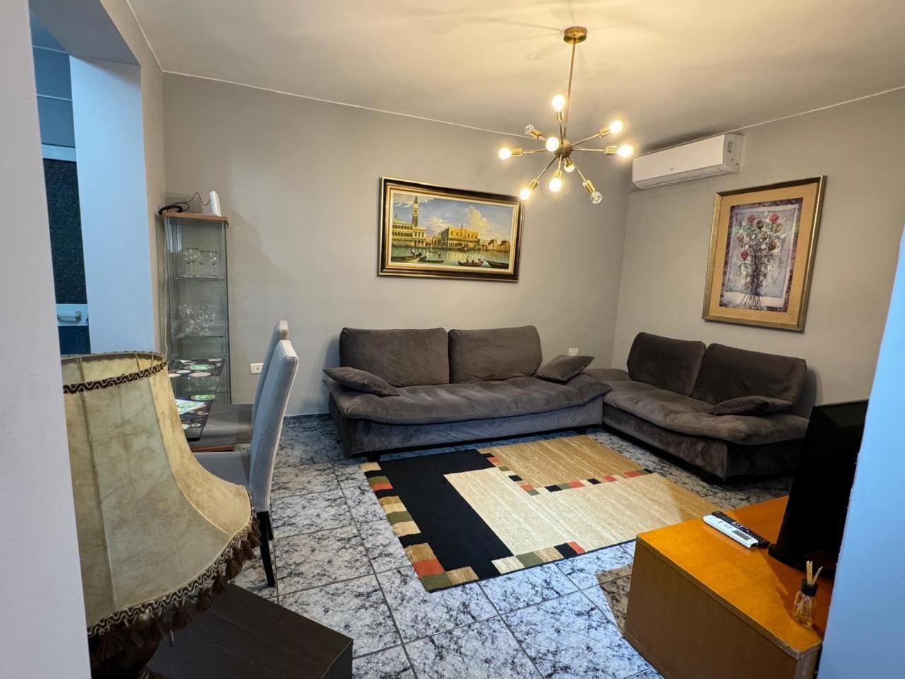 Your House In טיראנה מראה חיצוני תמונה